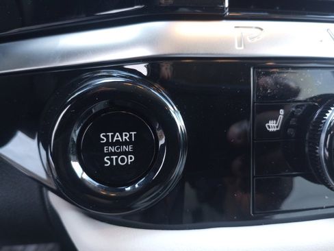 New 2026 Nissan Pathfinder SL image 19