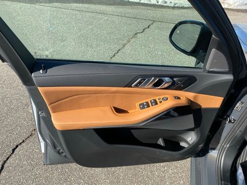 New 2026 BMW X5 xDrive50e image 12