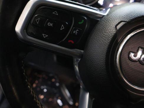 Used 2021 Jeep Wrangler Unlimited Sahara AWD/4WD image 20