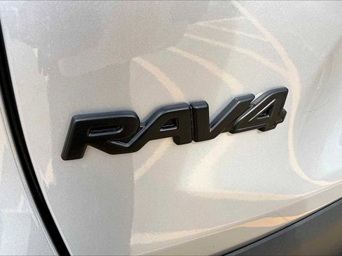 New 2025 Toyota RAV4 XLE image 8