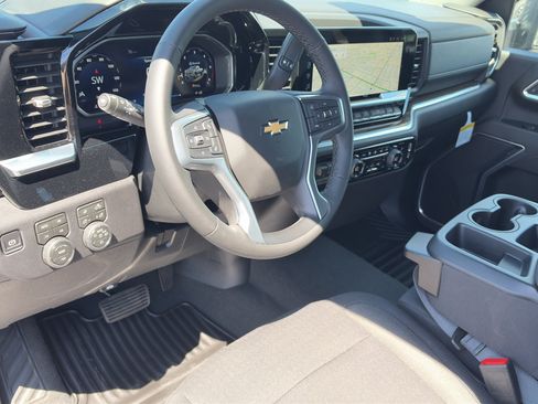 New 2026 Chevrolet Silverado 3500 LT w/ All Star Edition AWD/4WD image 13