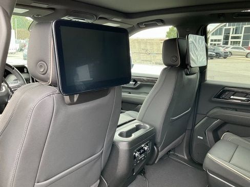 New 2026 GMC Yukon Elevation w/ Elevation Premium Package image 16