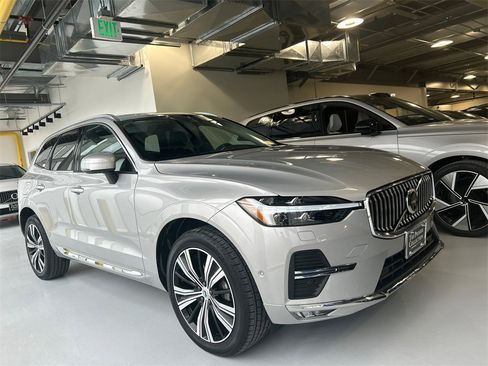 Certified 2023 Volvo XC60 B5 Plus w/ Climate Package image 1