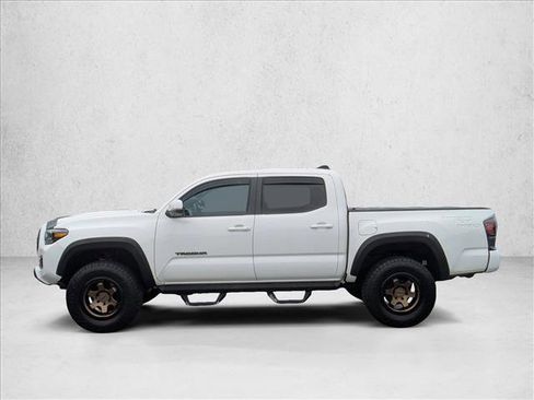 Used 2023 Toyota Tacoma TRD Pro AWD/4WD image 9