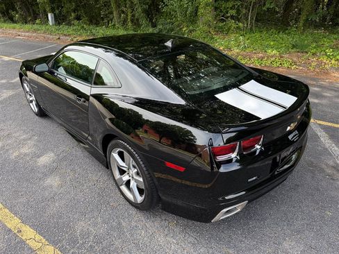 Used 2010 Chevrolet Camaro SS RWD image 20