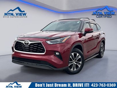 Used 2024 Toyota Highlander XLE