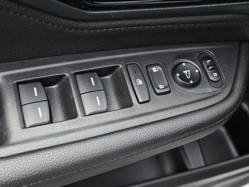 Used 2024 Honda Odyssey Touring image 4