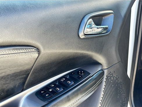 Used 2020 Dodge Journey Crossroad image 18