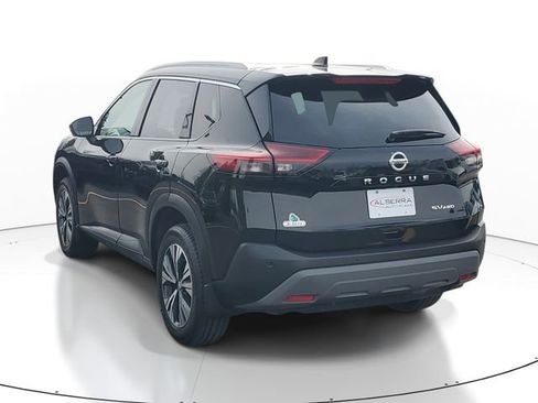 Used 2021 Nissan Rogue SV AWD/4WD image 3