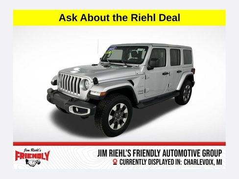 Used 2022 Jeep Wrangler Unlimited Sahara w/ Cold Weather Group AWD/4WD image 1