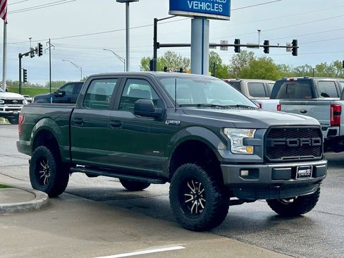 Used 2015 Ford F150 XL w/ Equipment Group 101A Mid AWD/4WD image 7