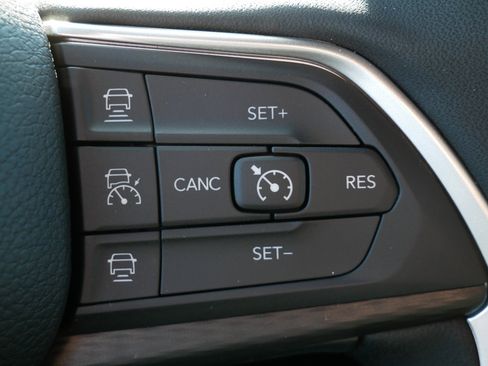 New 2026 Jeep Grand Cherokee L 4WD image 16