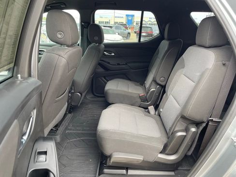 Used 2023 Chevrolet Traverse LT w/ LPO, Floor Liner Package AWD/4WD image 10