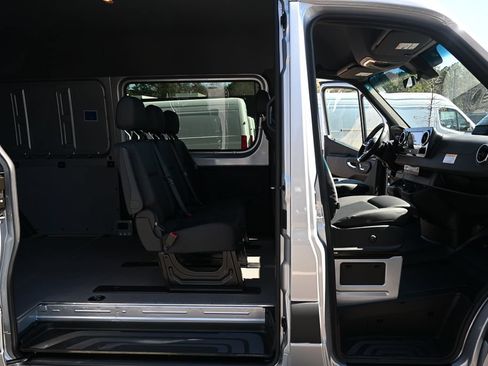 Used 2026 Mercedes-Benz Sprinter 2500 image 24