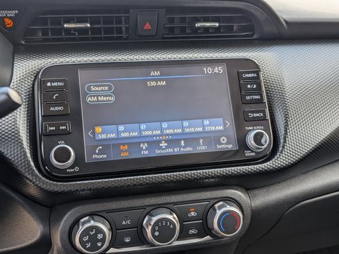 Used 2023 Nissan Kicks SV w/ Interior Electronics Package FWD image 17