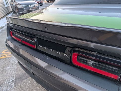 Used 2019 Dodge Challenger GT image 14
