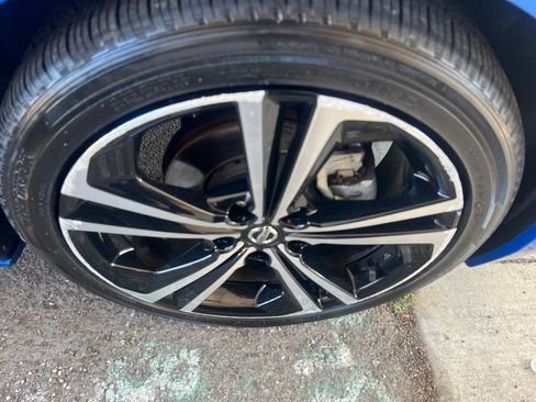 Certified 2023 Nissan Sentra SR w/ SR Premium Package FWD image 38
