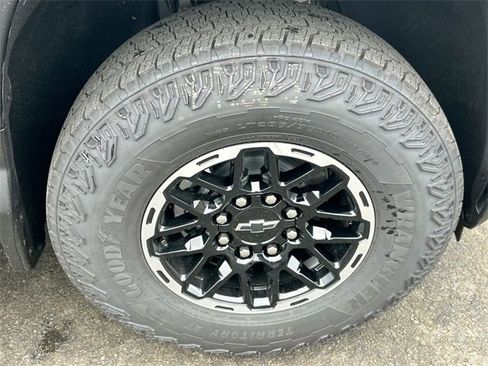 New 2026 Chevrolet Silverado EV Trail Boss image 31