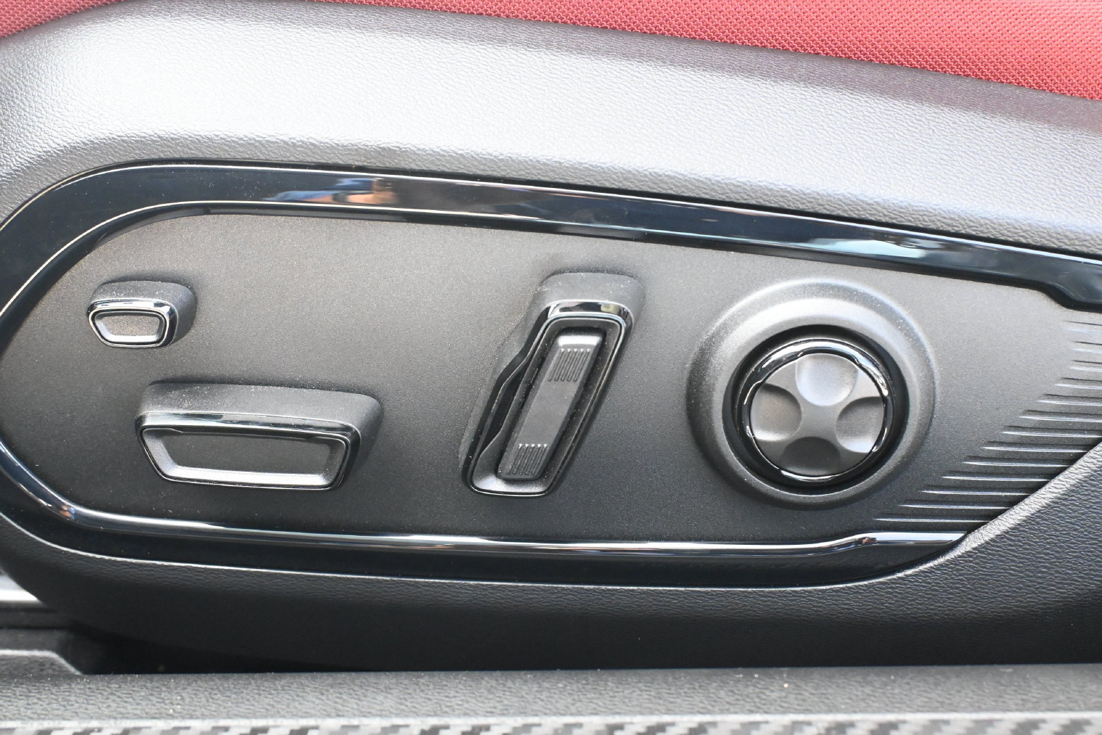 New 2026 Dodge Charger R/T AWD/4WD image 10