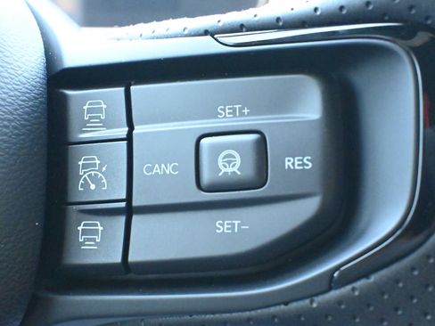 New 2026 Dodge Charger R/T AWD/4WD image 11