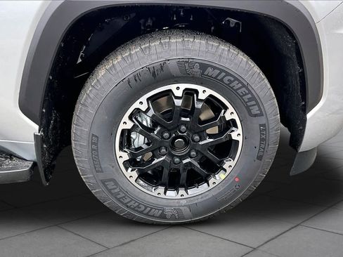 New 2026 Toyota Sequoia SR5 AWD/4WD image 12