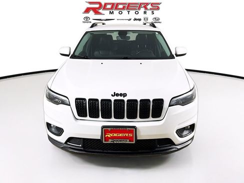 Used 2020 Jeep Cherokee Latitude Plus AWD/4WD image 2