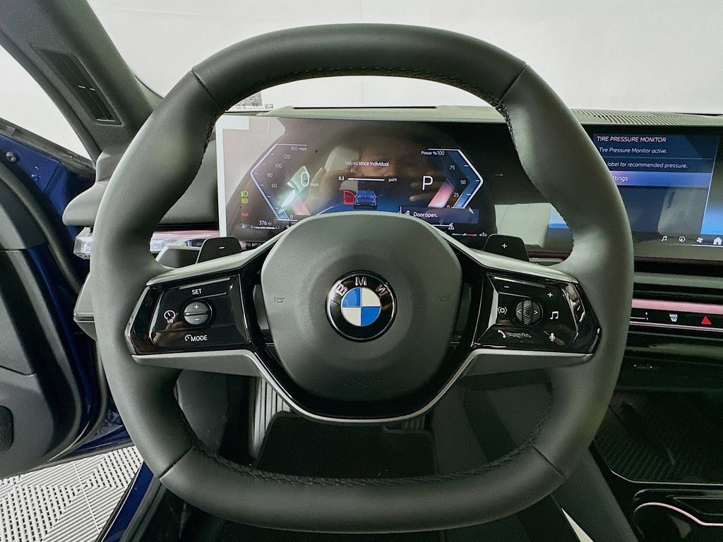 Used 2026 BMW 530i w/ Executive Package RWD image 10