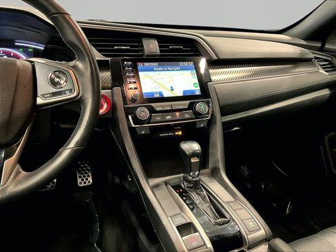 Used 2019 Honda Civic Sport Touring image 9