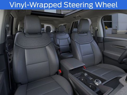 New 2026 Ford Explorer Active w/ Active Comfort Package image 10