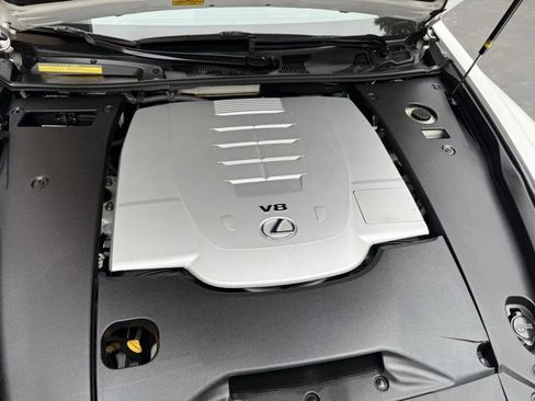 Used 2014 Lexus LS 460 image 35