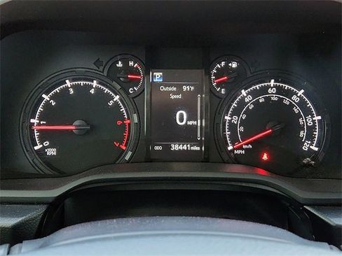 Used 2022 Toyota 4Runner SR5 Premium image 23