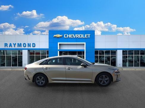 Used 2021 Kia K5 LXS AWD/4WD image 2