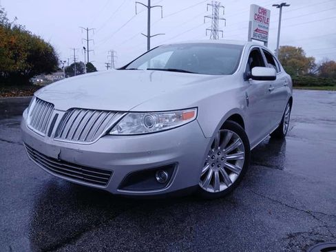 Used 2009 Lincoln MKS AWD image 1