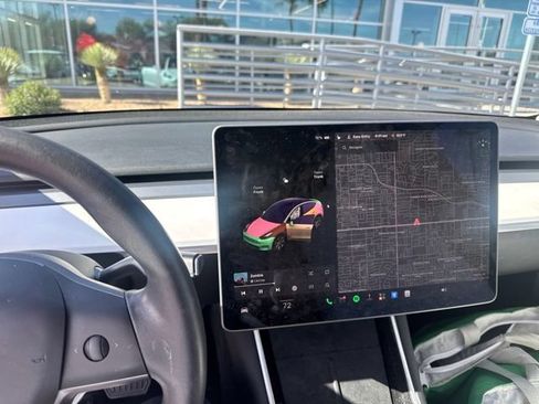 Used 2020 Tesla Model Y Long Range AWD/4WD image 2