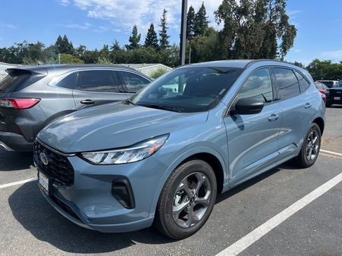 Used 2023 Ford Escape ST-Line w/ Tech Pack #1 AWD/4WD image 1