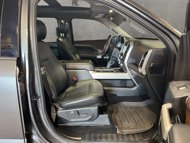 Used 2018 Ford F150 Lariat w/ Equipment Group 502A Luxury AWD/4WD image 20
