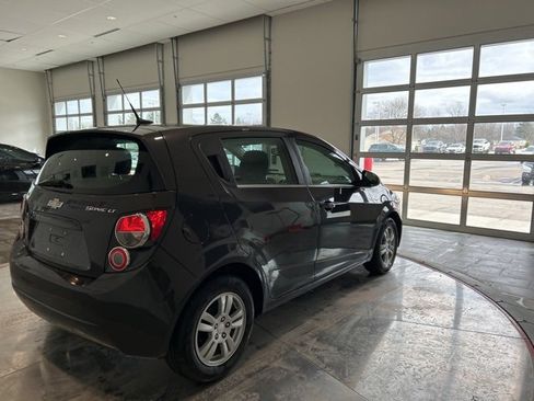 Used 2014 Chevrolet Sonic LT image 6