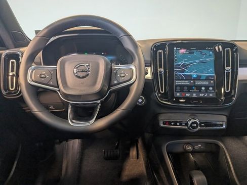 New 2026 Volvo XC40 B5 Ultra w/ Protection Package Premier image 14