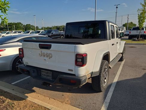 Used 2020 Jeep Gladiator Overland AWD/4WD image 3