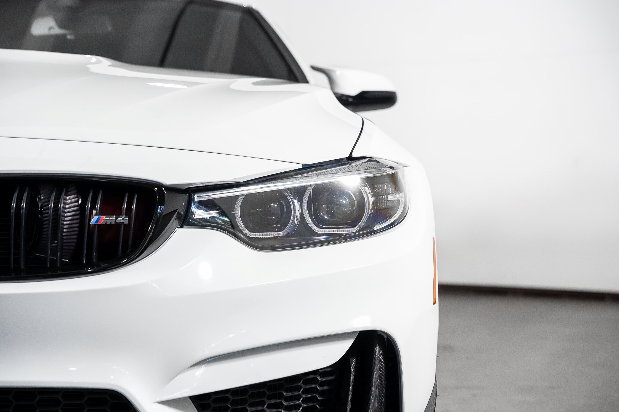 Used 2020 BMW M4 Coupe RWD image 5
