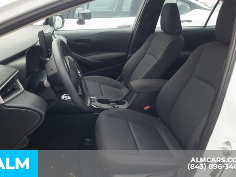 Used 2024 Toyota Corolla LE FWD image 6