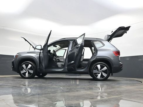 Used 2024 Volkswagen Taos S AWD/4WD image 39