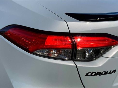 Used 2022 Toyota Corolla XSE w/ Carpet Mat Package (TMS) FWD image 28