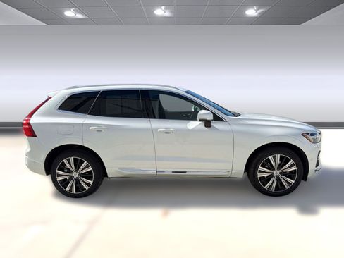Certified 2023 Volvo XC60 B5 Plus w/ Protection Package Premier FWD image 8