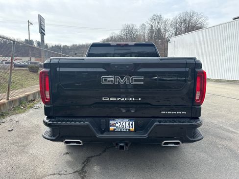Used 2022 GMC Sierra 1500 Denali Ultimate AWD/4WD image 8