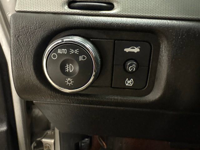Used 2007 Chevrolet Monte Carlo SS w/ Convenience Package FWD image 14
