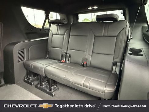 Used 2024 Chevrolet Suburban RST w/ Luxury Package AWD/4WD image 35
