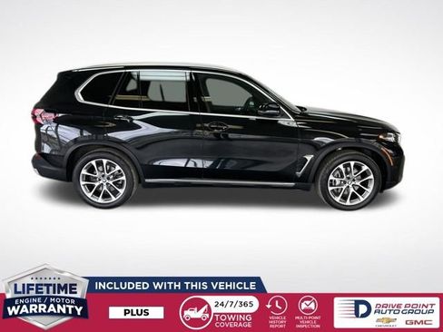 Used 2024 BMW X5 xDrive40i w/ Parking Assistance Package AWD/4WD image 2