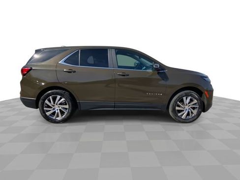 Used 2023 Chevrolet Equinox LT AWD/4WD image 3