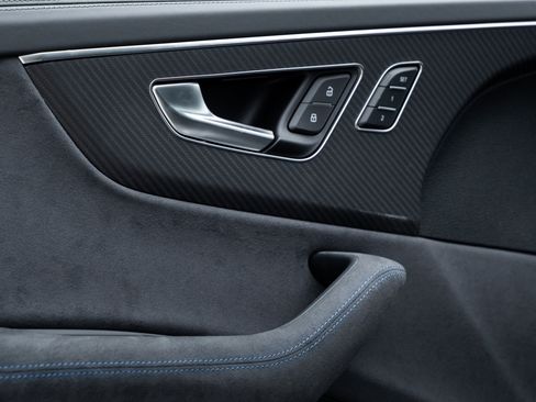 New 2026 Audi RS Q8 performance image 24